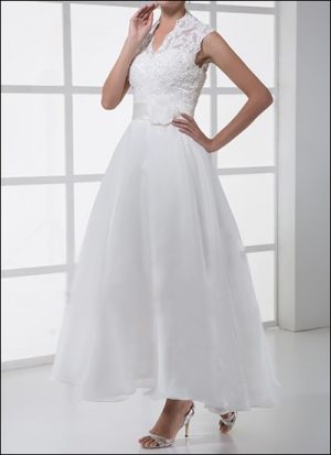 Spitzen-Brautkleid Standesamt 50er Jahre WD130