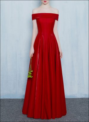 Rotes Abendkleid mit Carmen Ausschnitt