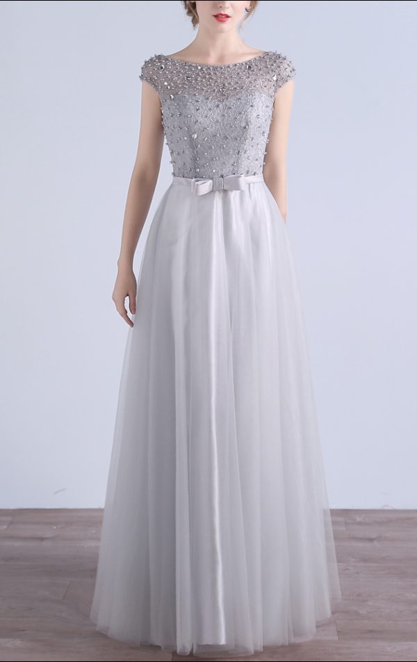 Silbergraues Abendkleid
