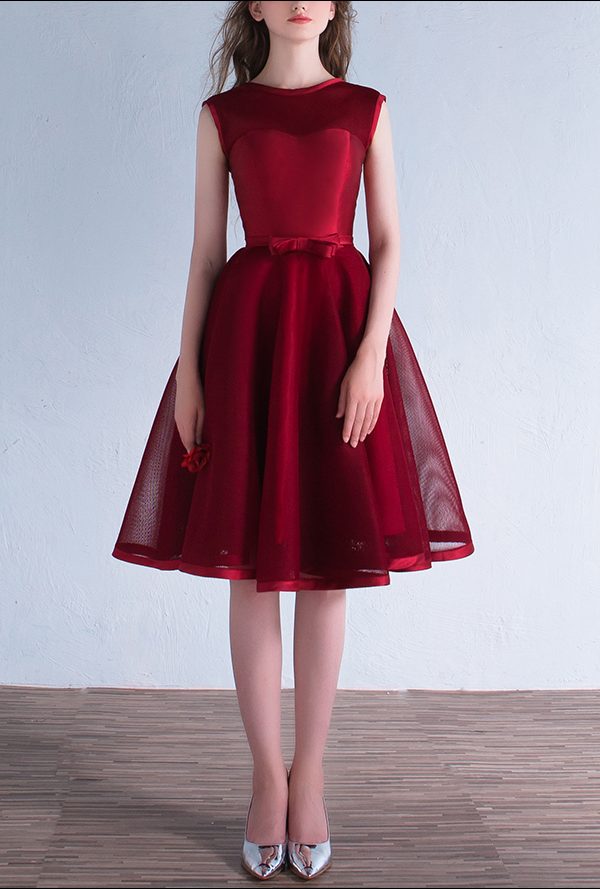 Cocktailkleid mit Tüllrock uns Saitinkante CD190