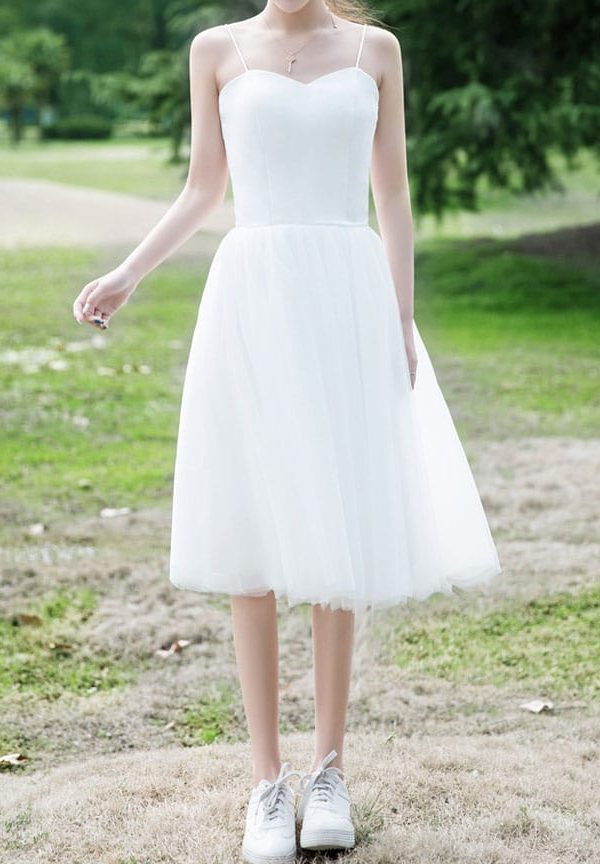 knielanges standesamtkleid aus tüll ivory modern