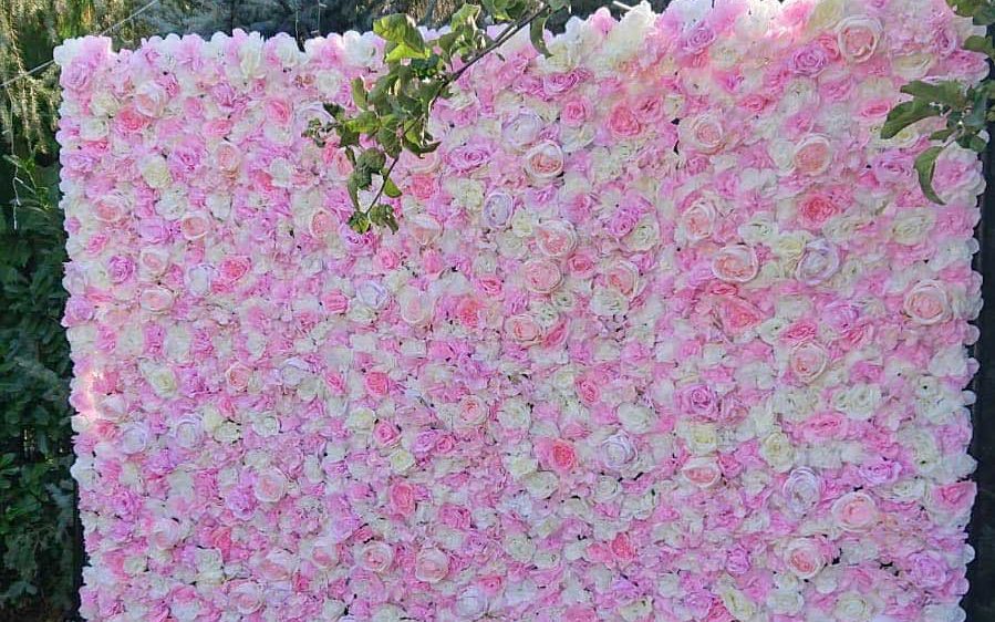 Hochzeit Blumenwand