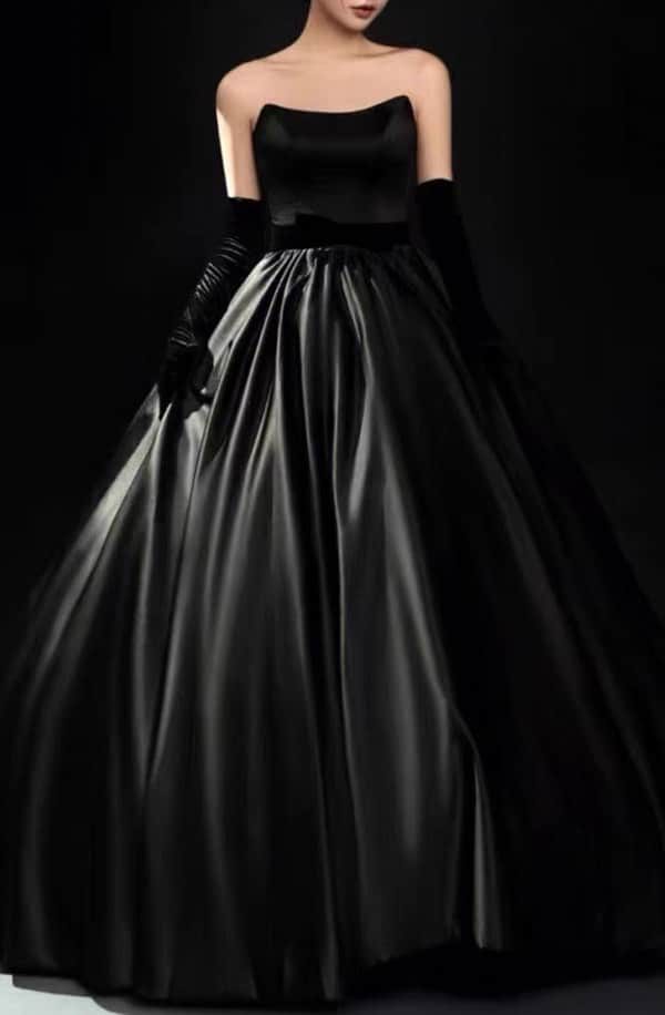 Satin Brautkleid Schwarz