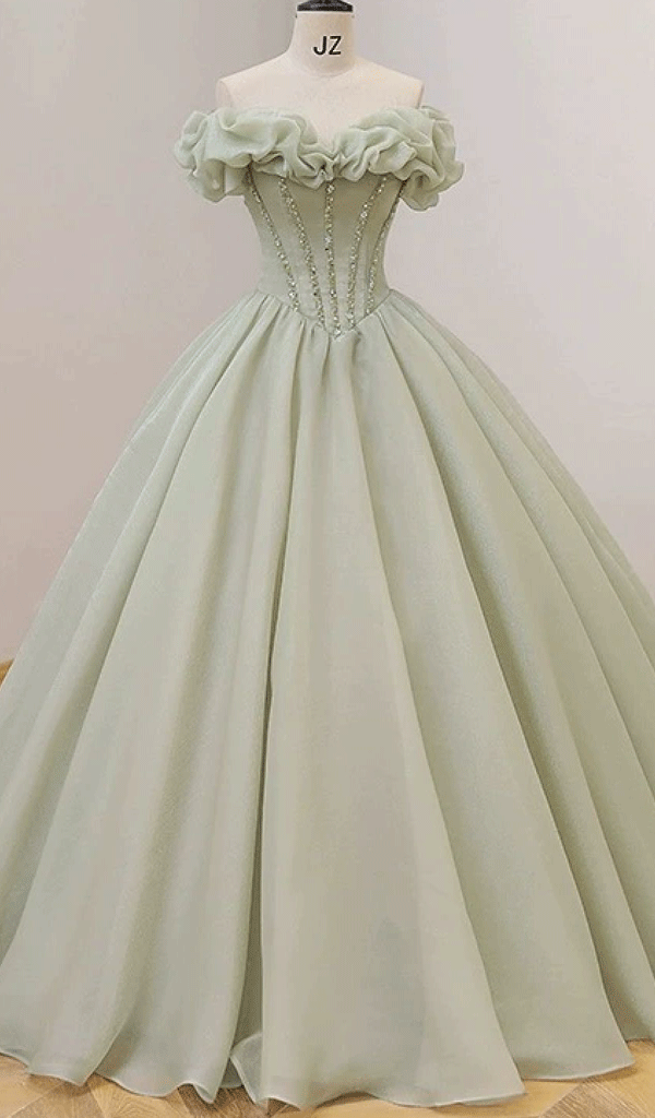 Brautkleid mit Korsage in Grün – elegantes Prinzessinnenkleid von LAFANTA Berlin